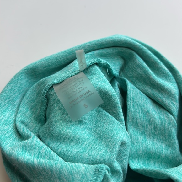 Bombshell sportswear Set of 3 
Leggings & top & shorts - Picture 14 of 14